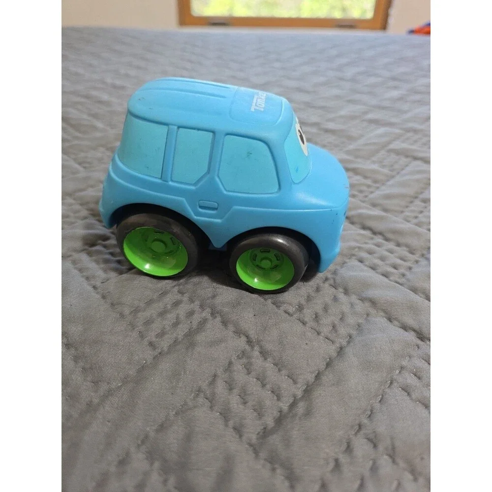 2005 Hasbro Chuck & Friends 4